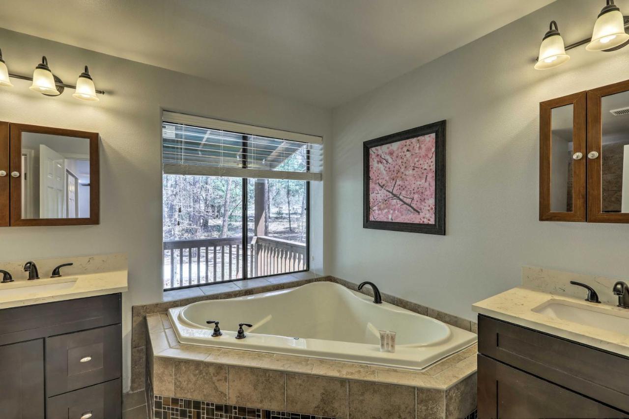 Spacious Pinetop-Lakeside Home With Hot Tub And Grill! Exterior foto