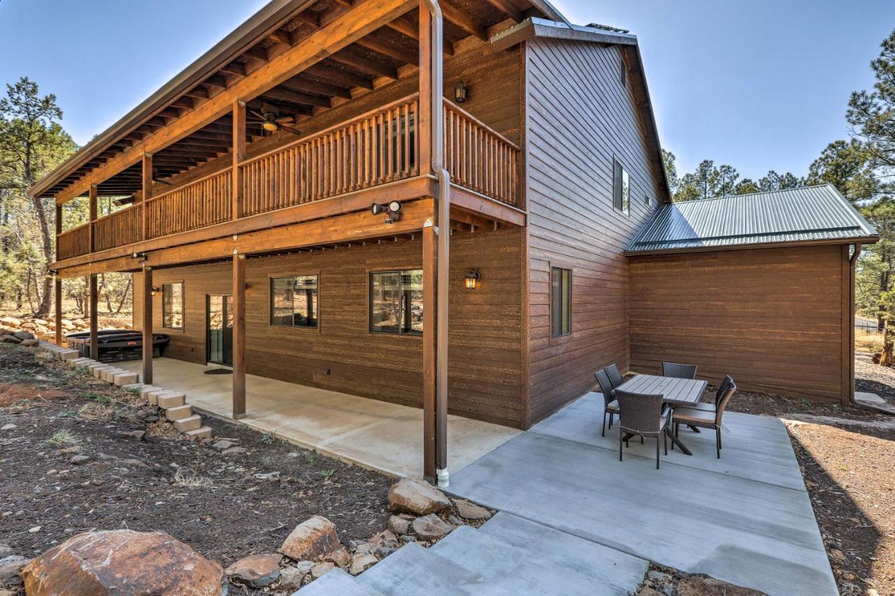 Spacious Pinetop-Lakeside Home With Hot Tub And Grill! Exterior foto
